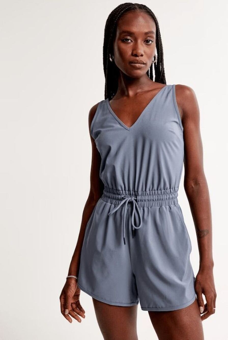 Abercrombie Traveler Romper Blue Gray Size Small Tall